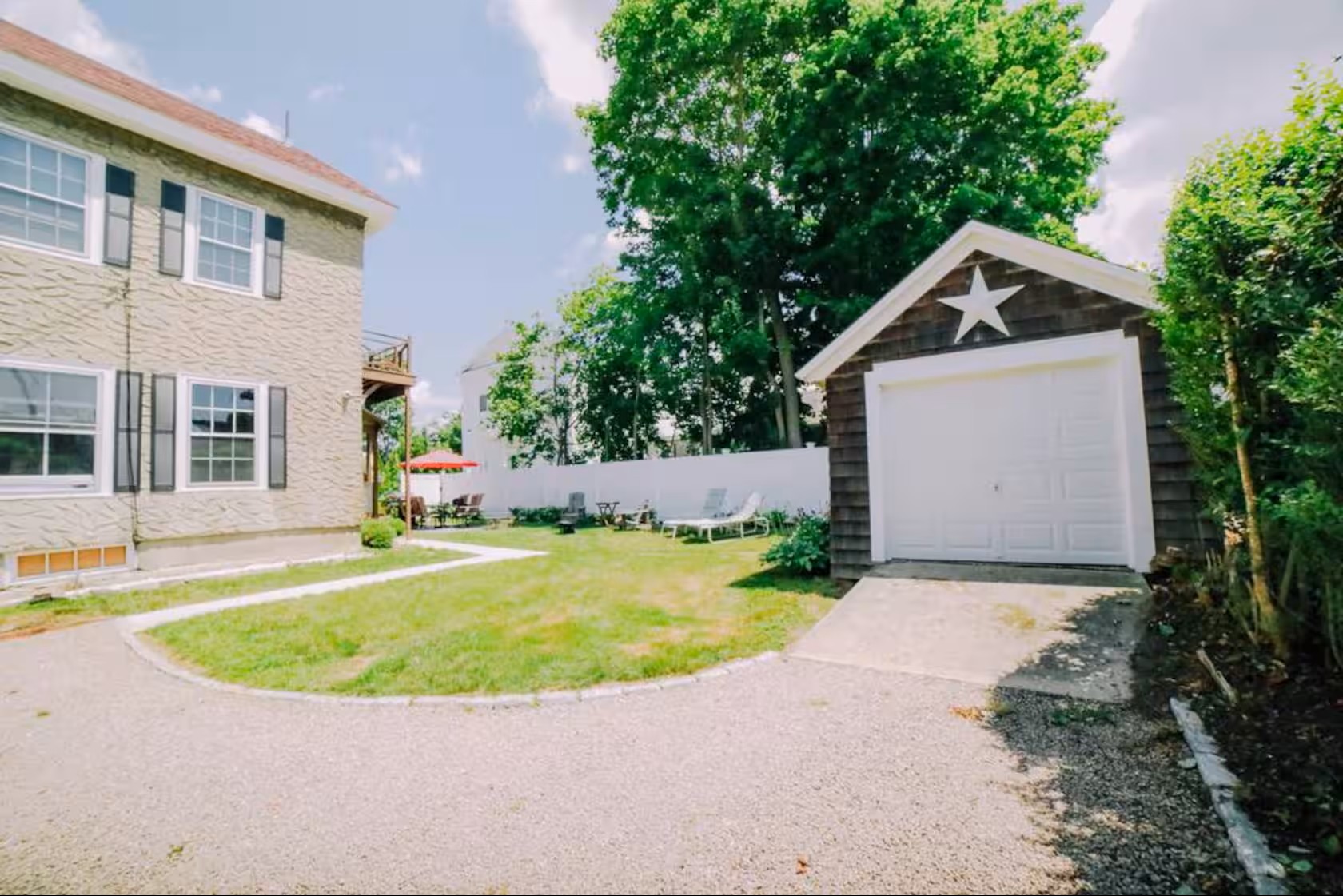 Exterior yard view