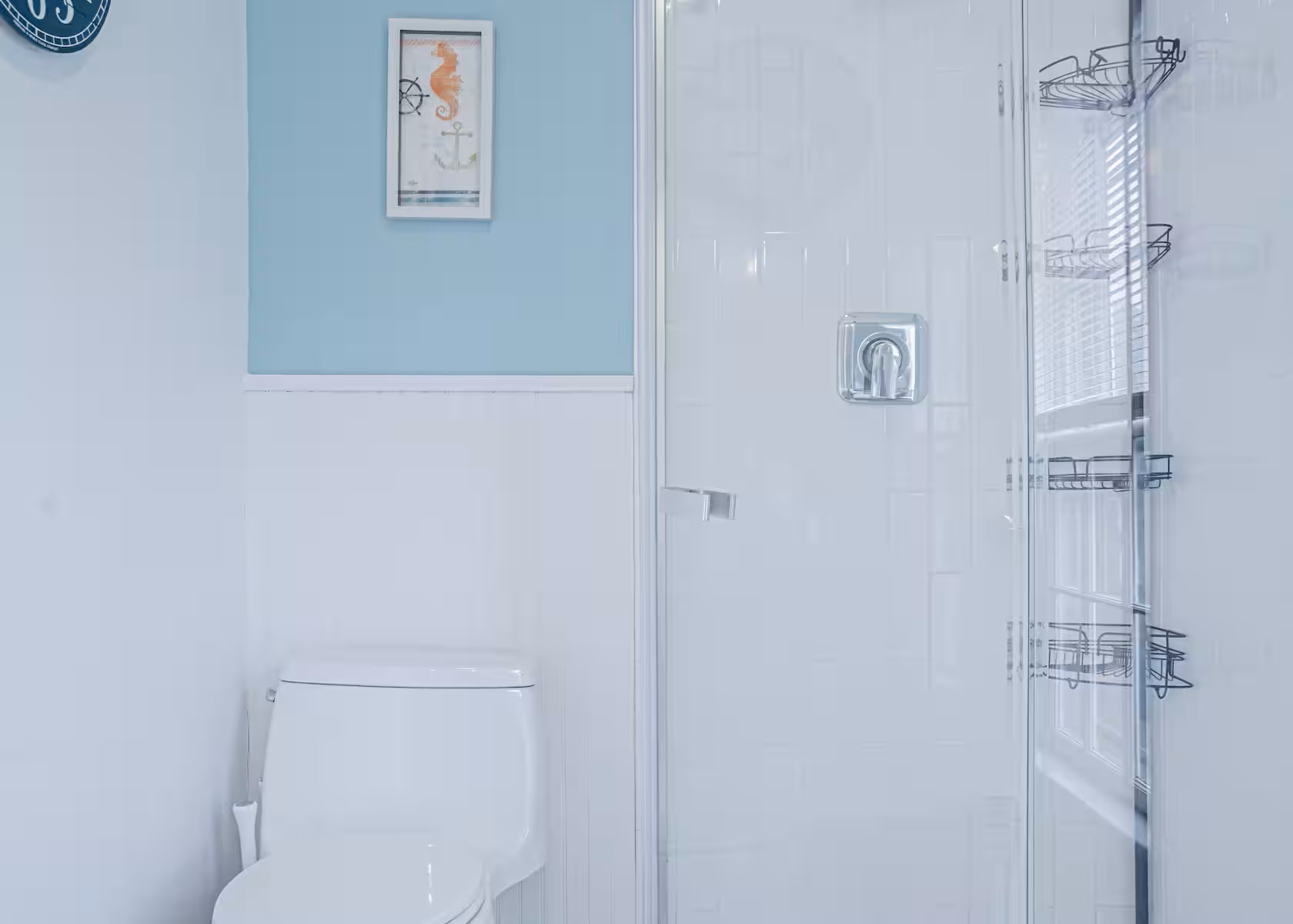 Full bathroom 2